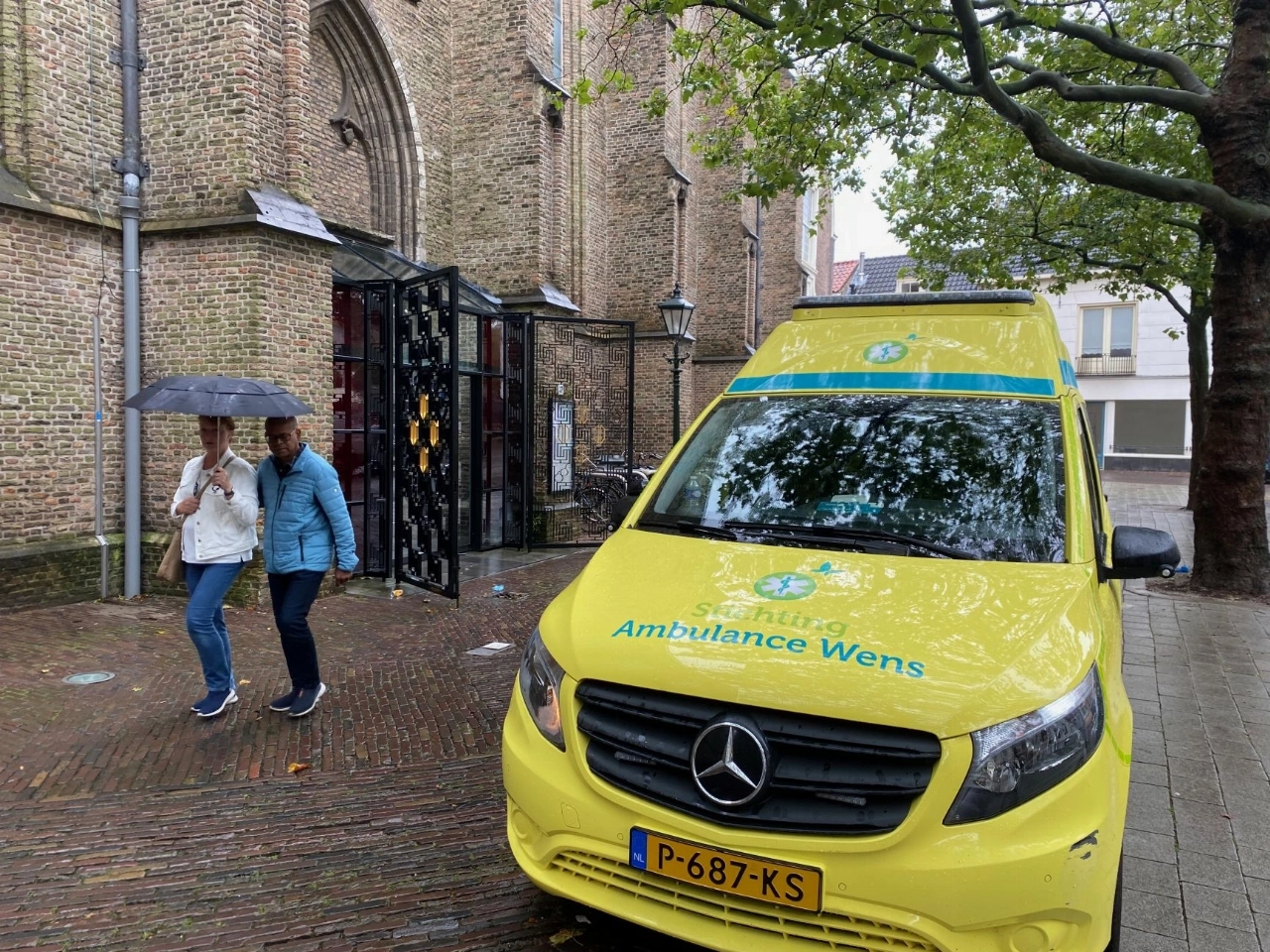 Ambulancewens ging naar Schiedam