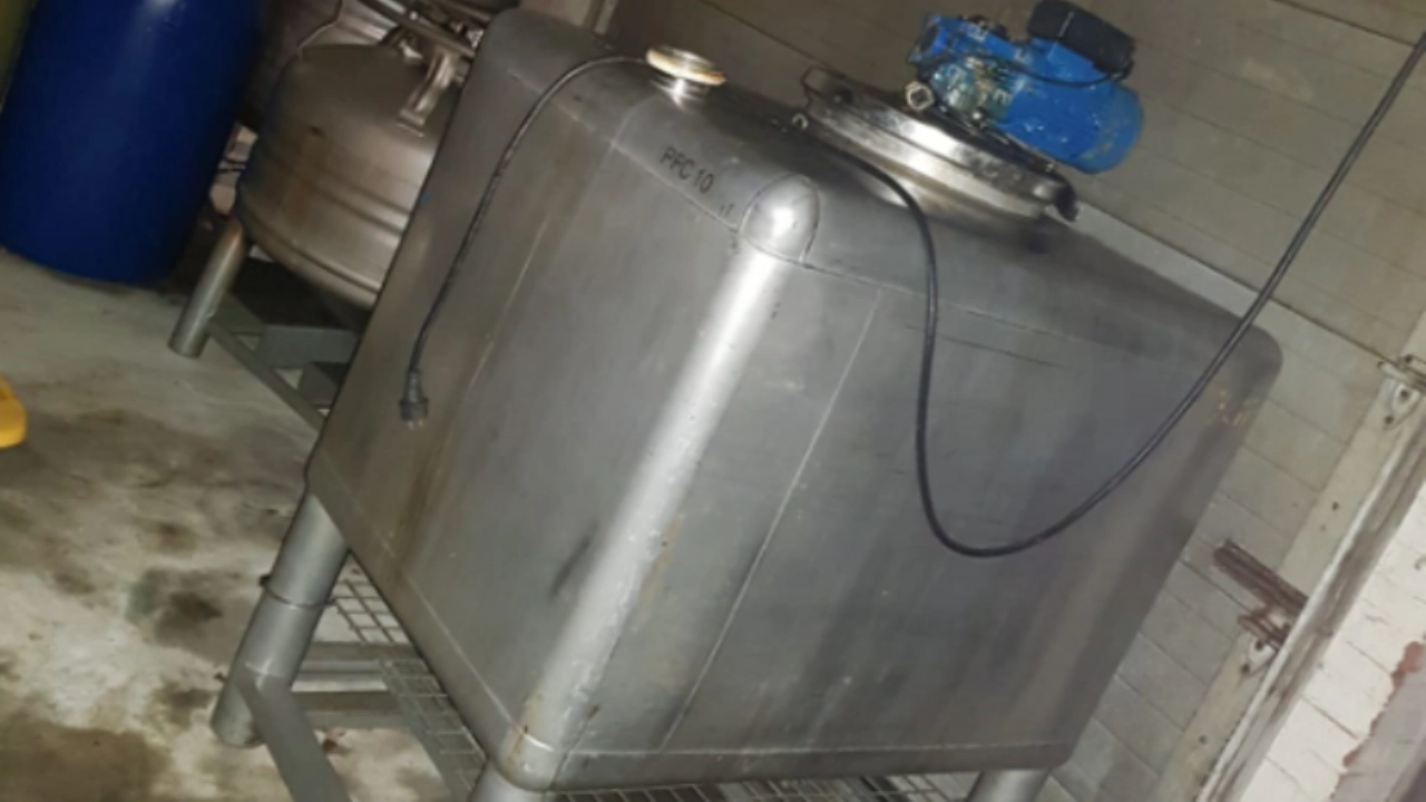 Tientallen vuurwapens gevonden bij ontmanteling drugslab