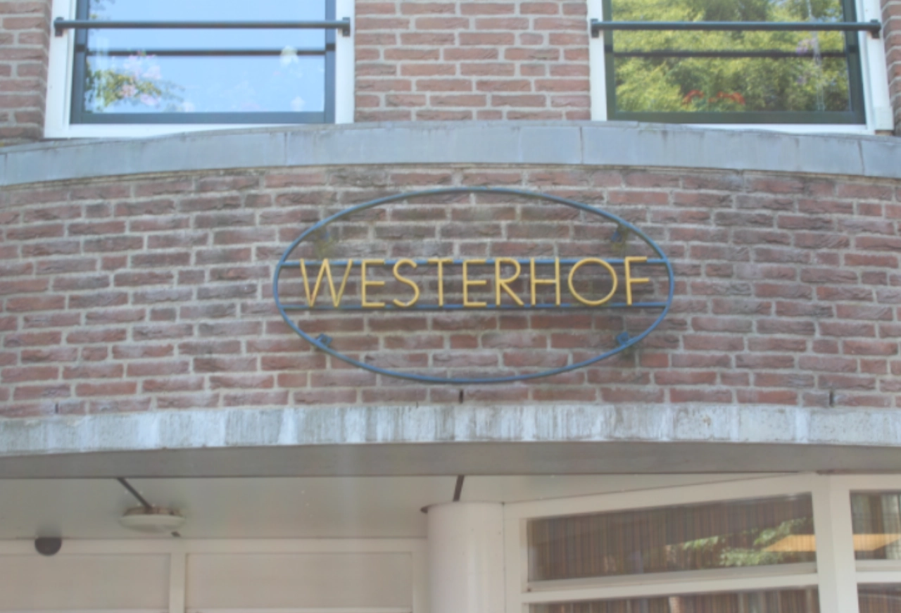 Bijna helft bewoners zorgcentrum overleden aan corona