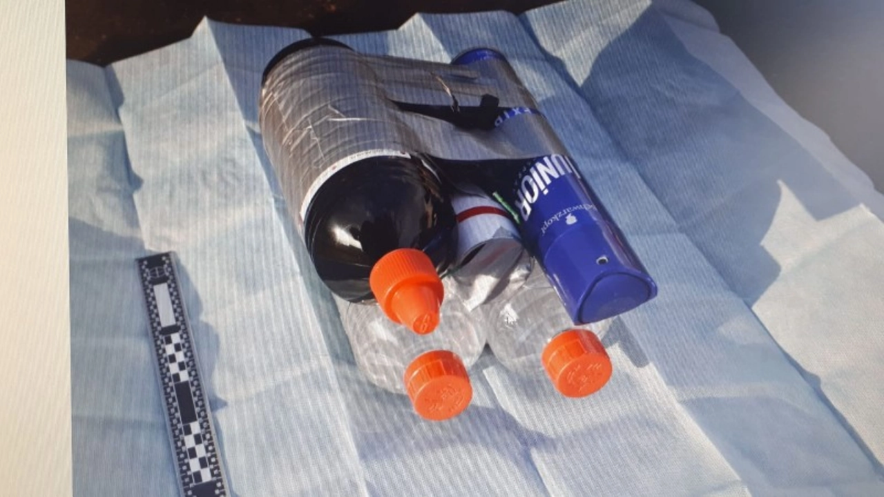 Vijftienjarige jongen met zelfgemaakt explosief aangehouden