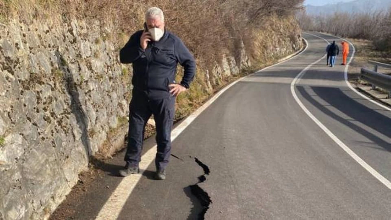Tsunami dreigt bij Iseomeer in Itali&euml;