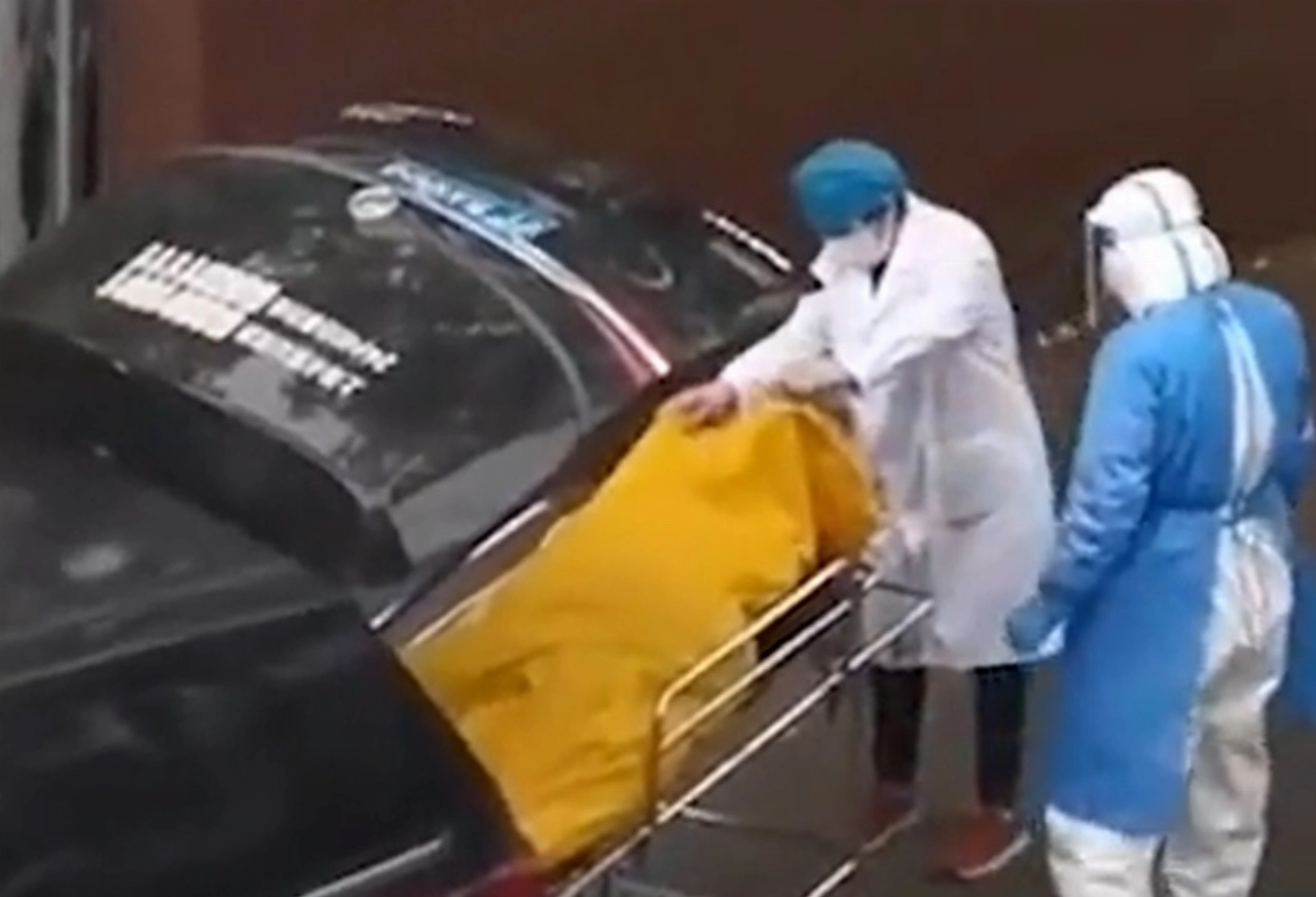 Verpleeghuis stuurt dode man naar mortuarium maar man blijkt helemaal niet dood