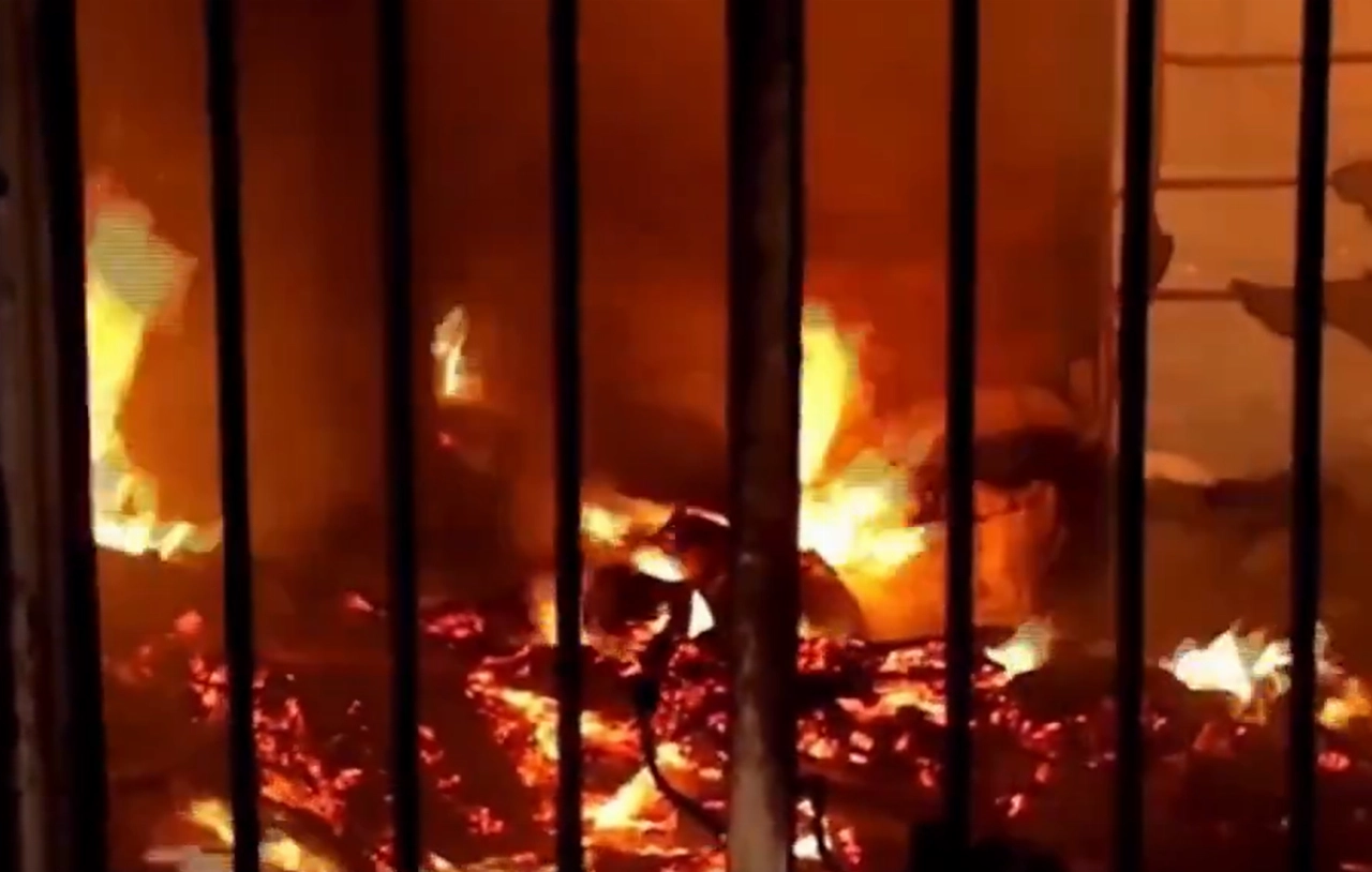 Twaalf doden door verwoestende brand in verzorgingshuis