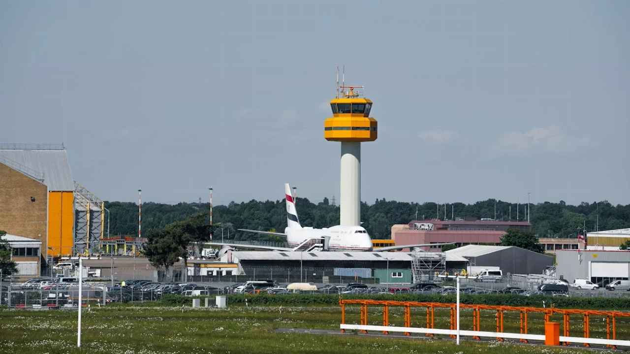 Luchthaven Hamburg ontruimd om indringer