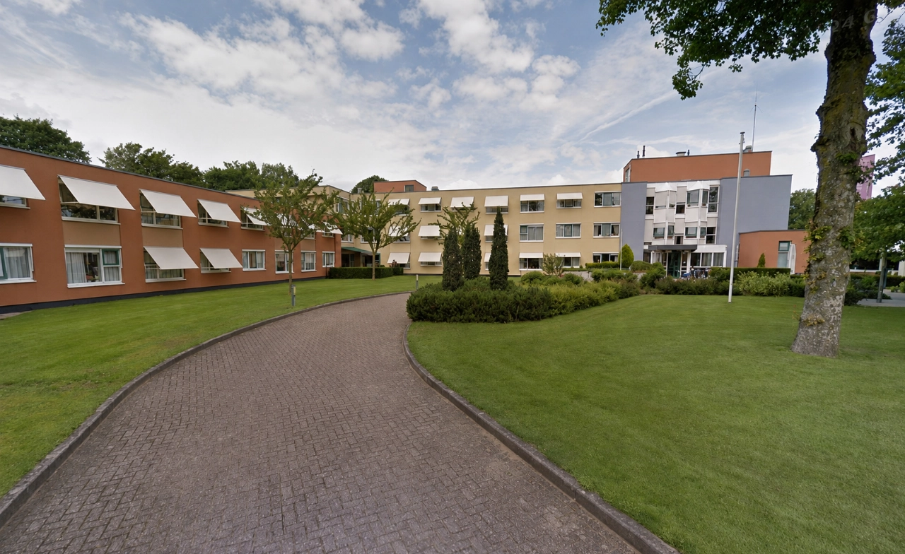 Bewoners geëvacueerd na brand in appartement van zorgcentrum