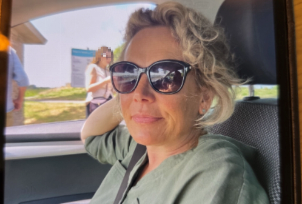 Politie zoekt vermiste vrouw (51) met grijze Fiat 500