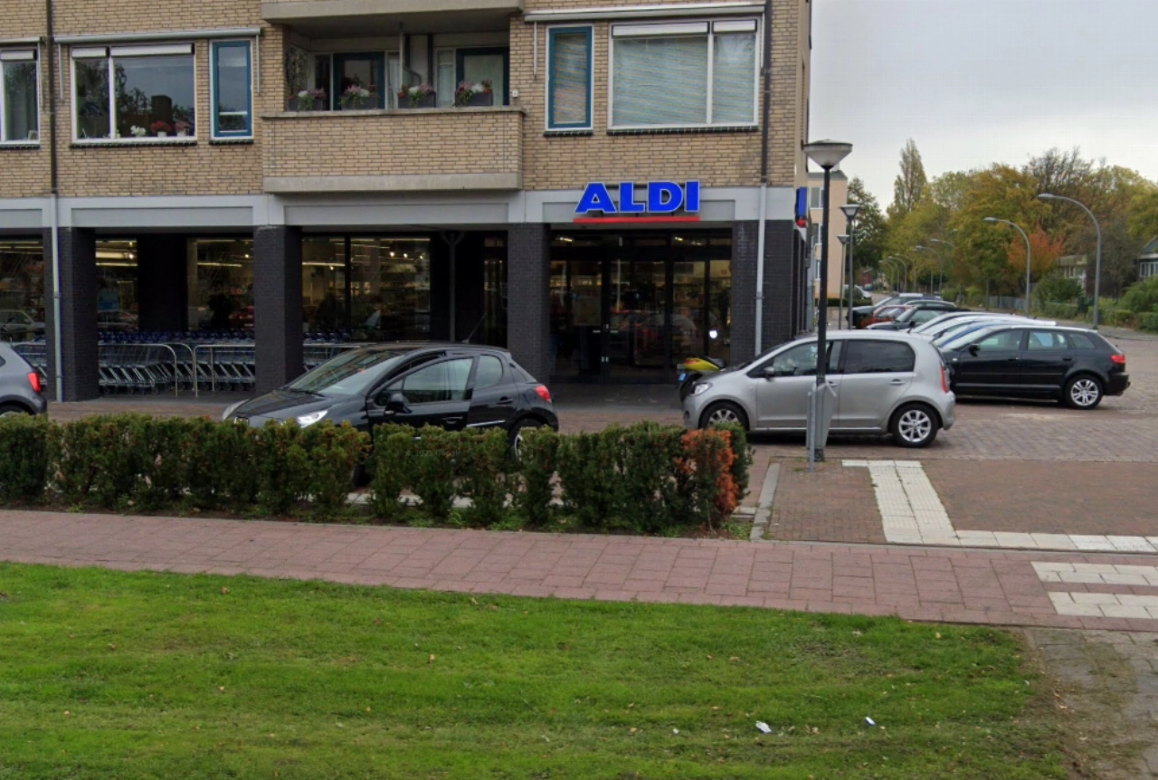 Man krijgt tbs na mesaanval op caissière in Vlaardingse Aldi