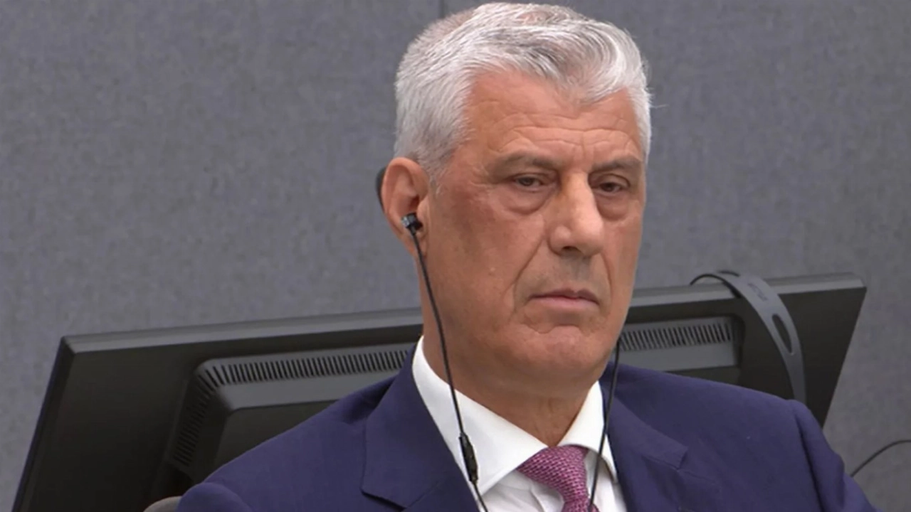 Oud-president Kosovo krijgt 25 jaar cel voor oorlogsmisdaden, onrust bij Malieveld