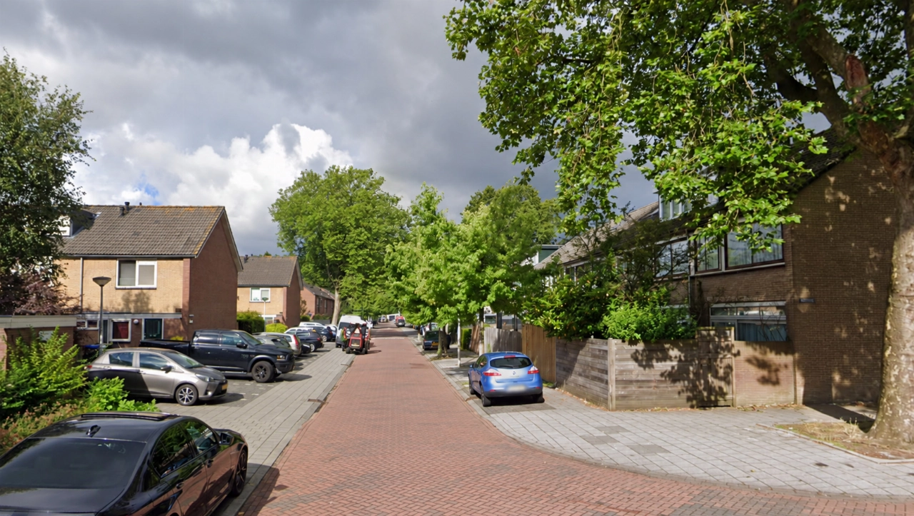 Explosief gevonden in woonwijk Zaandam, EOD voert het af