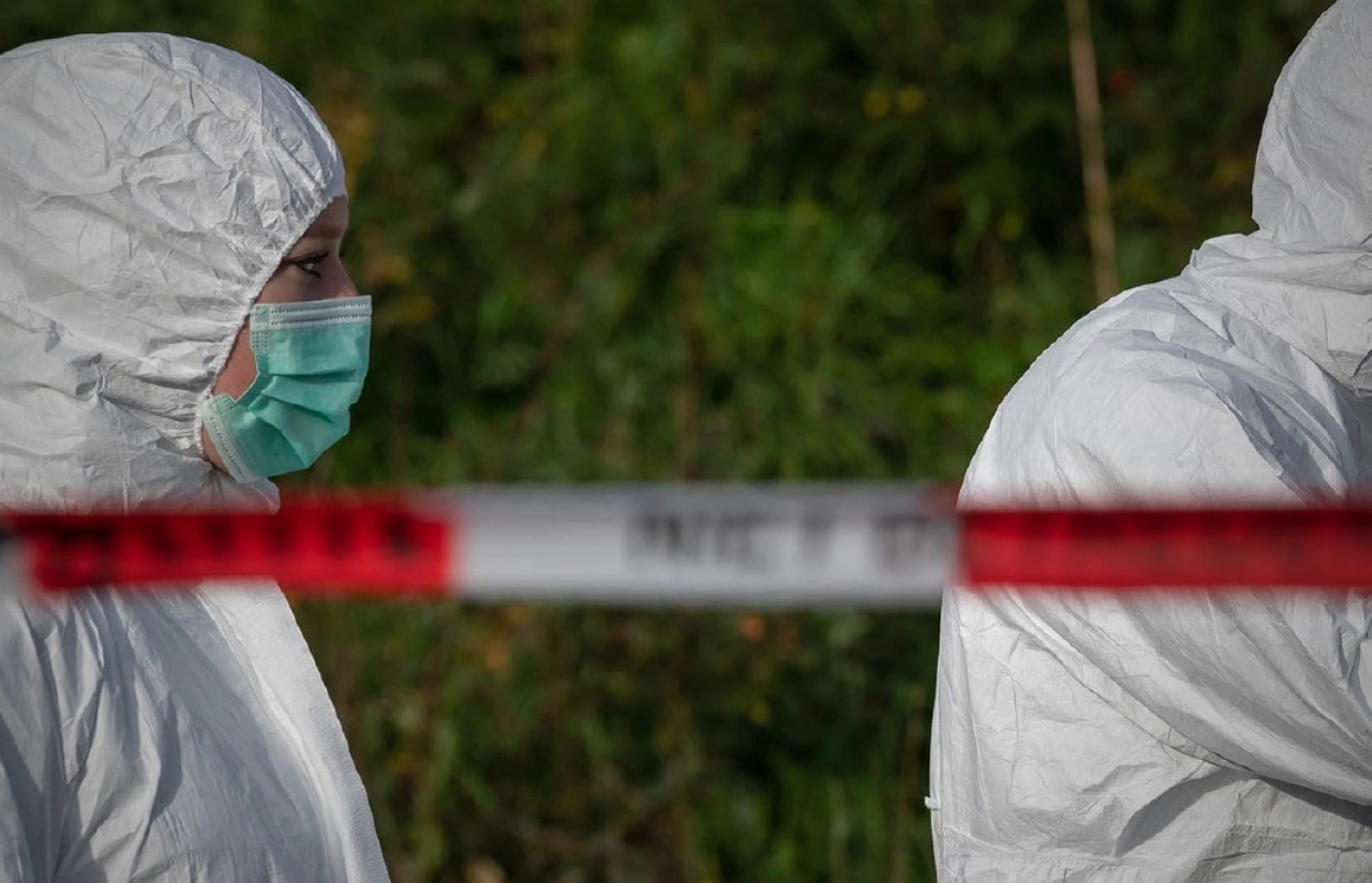 19-jarige vrouw dood in woning gevonden, man (20) aangehouden