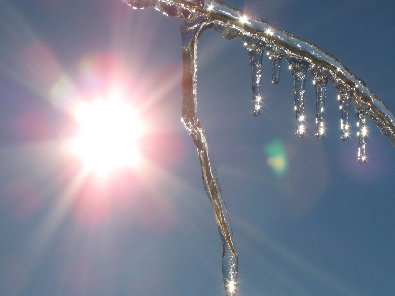 Code Oranje: spiegelgladde wegen in Nederland