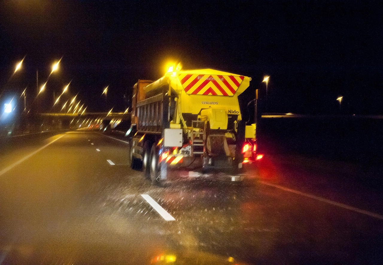 In heel Nederland Code Geel wegens gladheid