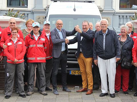 Fonds Schiedam Vlaardingen helpt het Rode Kruis