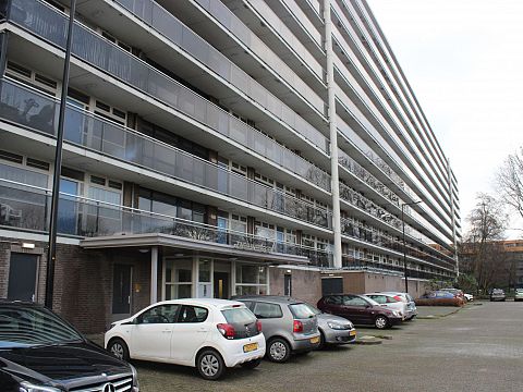 Twijfels over constructie: bouwkundig onderzoek flat Zwaluwenlaan