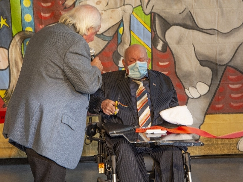 Tentoonstelling Bassie en Adriaan in Museum Vlaardingen geopend