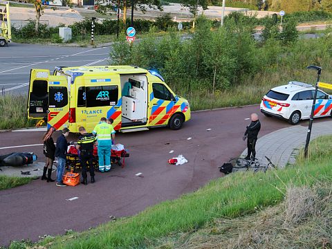 Scooterrijder gewond na aanrijding met fietser