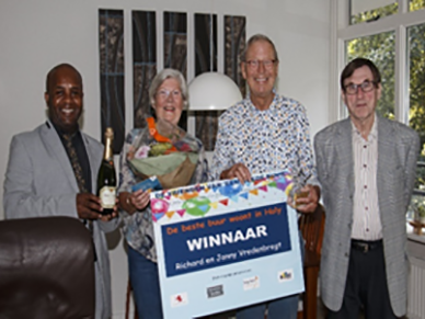 Richard en Jenny Vredenbregt winnen Gouden Buur Award 2021