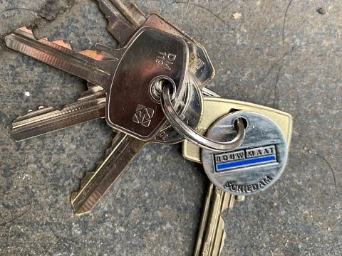 Wie mist deze sleutels?