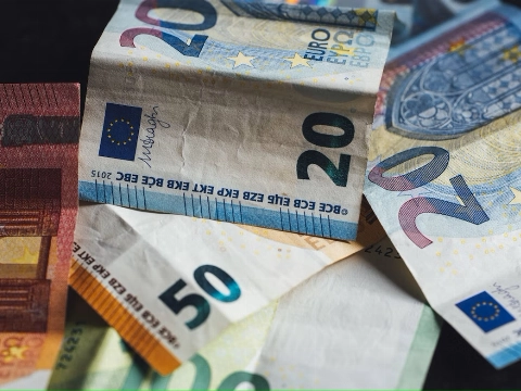 Je vakantiegeld besteden; kies jij voor verstandig of leuk?&nbsp;