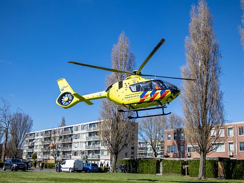 Traumahelikopter twee keer naar Vlaardingen