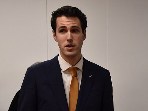 Wethouder hoeft van ‘eigen partijen’ niet te verhuizen naar Vlaardingen