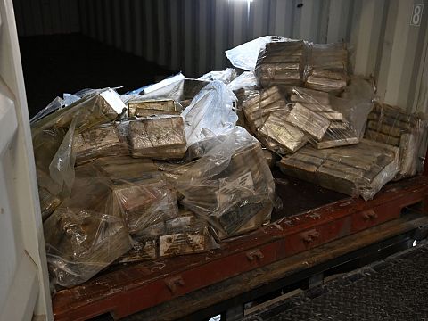 Tip leidt naar 525 kilo cocaïne op schip