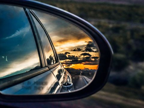 Dimbare spiegels: een innovatie voor veiliger reizen