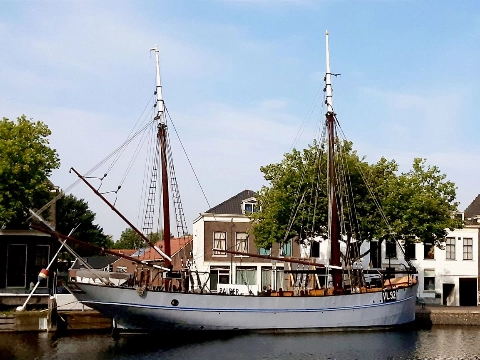 Architectonische Juweeltjes van Vlaardingen: Gefotografeerd met Nieuwe Technologie