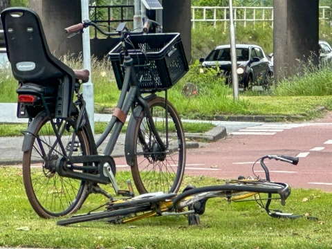 Fietser gewond bij aanrijding Burgemeester van Lierplein
