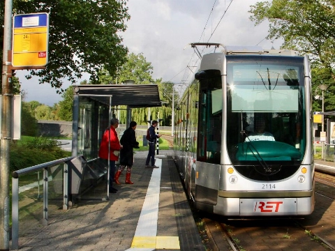 Scootmobiels toch welkom in tram maar niet te groot