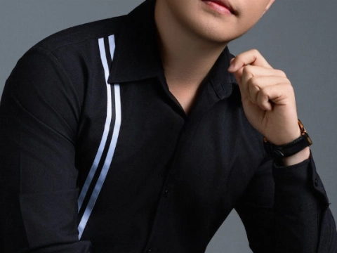 De gecompliceerde wereld van Andrew Tate - Nieuwe uitdagingen aan de horizon