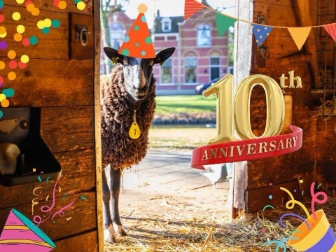 Tien jaar dierenweide 't Hof!