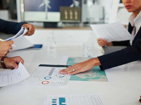 Hoe je ongemerkt energie verspilt en daar weer controle over krijgt