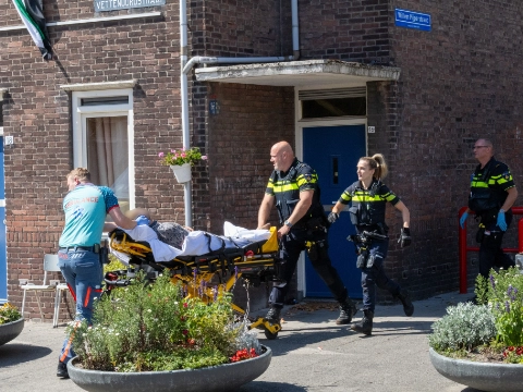 Politie overmeestert verwarde man in speeltuin