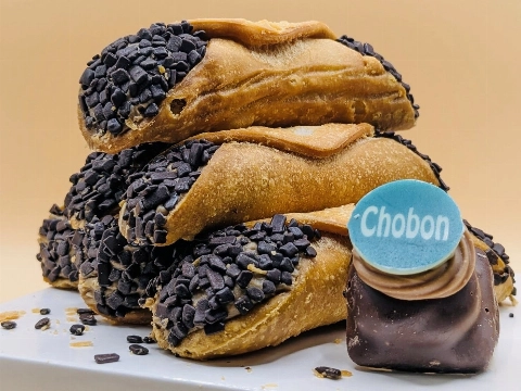 Chobon met kraam op Zomermarkt De Loper
