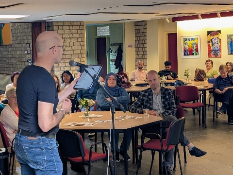 Vredesweek geopend met gedichten en kunst