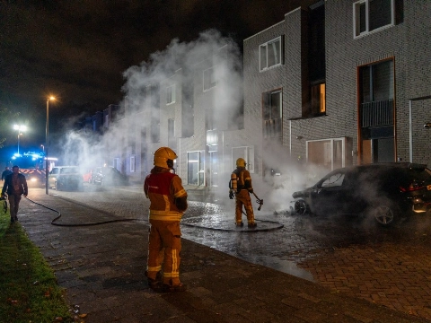 Auto uitgebrand in Vlaardingen