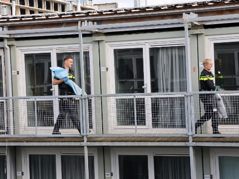 Vuurwapens aangetroffen in Vlaardingse woning