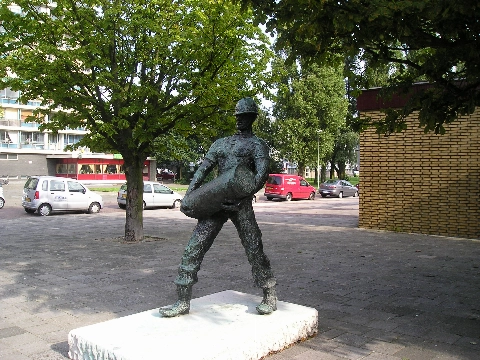 Willem van Tijen (1894-1974) – Wonen tot geluk maken