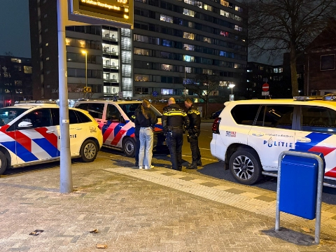 Politie zoekt in Vlaardingen naar slachtoffer steekpartij