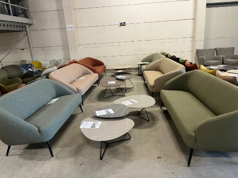 Bree’s New World pakt groots uit met 2 weken spectaculaire eindejaarsopruiming!