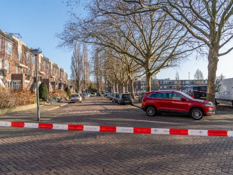 Slachtoffer zwaargewond na opzettelijke aanrijding in Vlaardingen