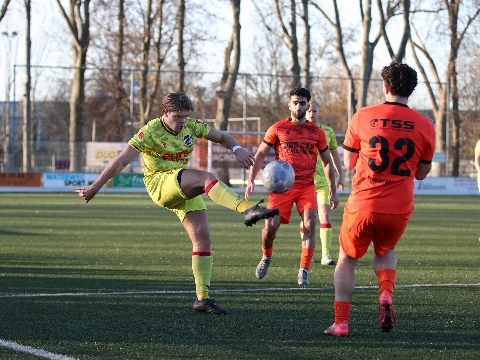 Verlies voor Victoria '04 tegen HBSS