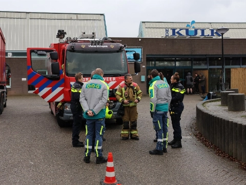 Zwembad ontruimd om 'vreemde lucht'