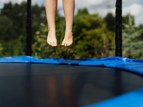 De meest verrassende trampoline-hacks voor extra plezier