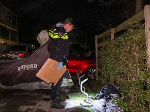 Motor gestolen, getuige bedreigd met vuurwapen