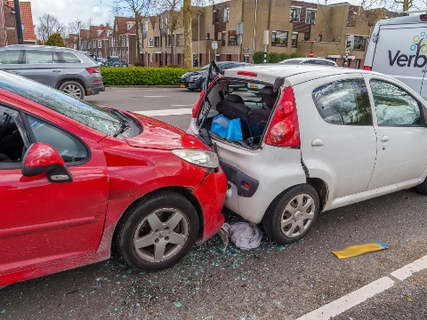 Forse schade na kettingbotsing in Vlaardingen