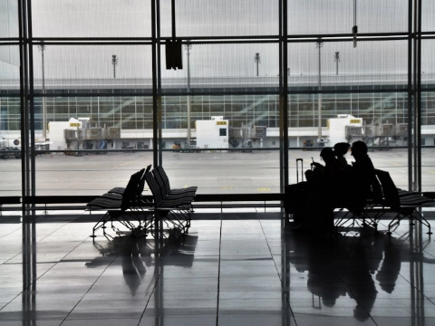 Vlucht vertraagd? Zo overleef je het zonder stress