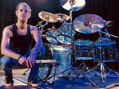 Drum Clinic van Stef Broks in De Kroepoekfabriek