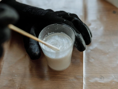 Creatieve doe-het-zelf projecten thuis met epoxy giethars